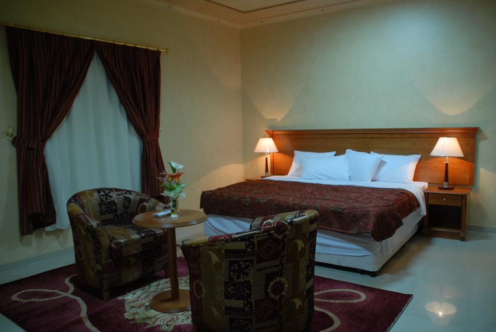 Al Fanar Al Alamaya 3- Hay'Aa Malakeya Entrance Yanbu Exterior photo